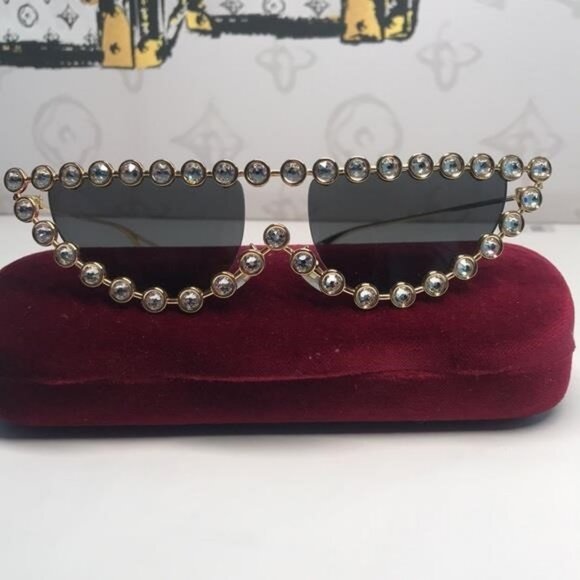 New Authentic Stylish Gold and Black Sunglasses GG0364S 002 - Picture 4 of 11